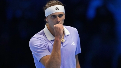 Alexander Zverev bestätigt zum Auftakt der ATP Finals seine gute Form. (Foto: Antonio Calanni/AP)