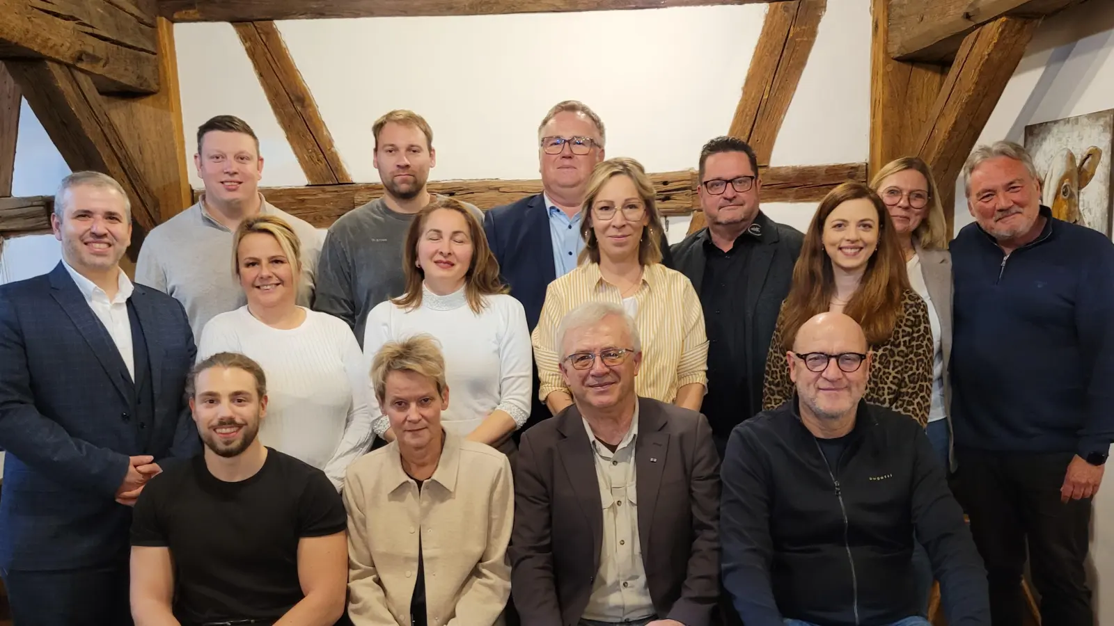 Die FWG Bad Windsheim hat ihre Liste für die Kommunalwahl aufgestellt. (Foto: Nina Daebel)