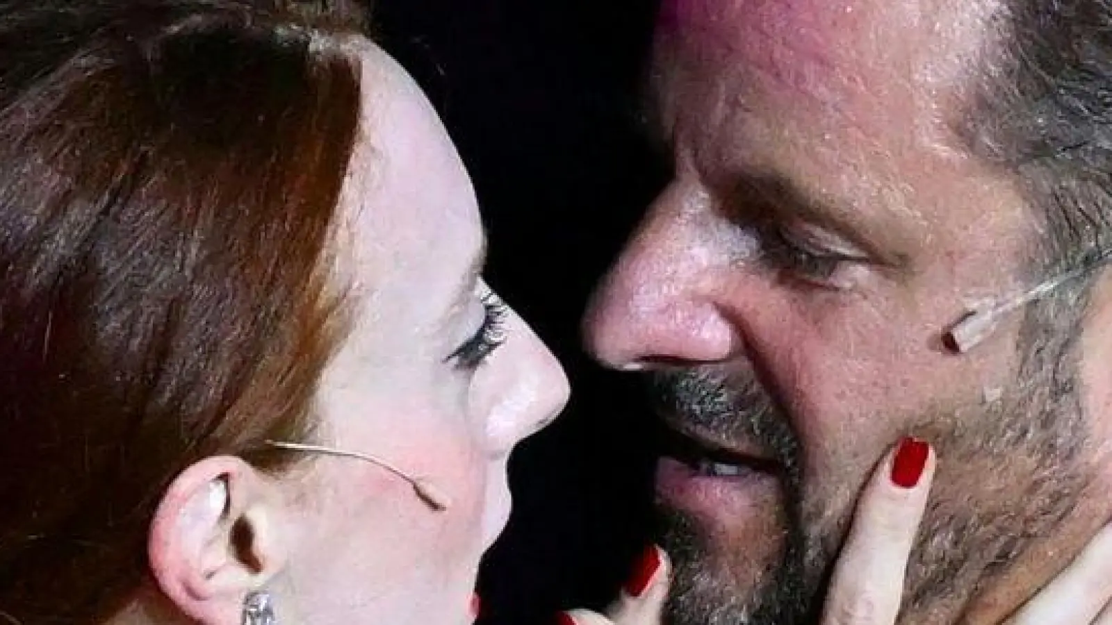 Roxane Duran tritt als Buhlschaft in die Fußstapfen großer Theaterstars. (Foto: Barbara Gindl/APA/dpa)