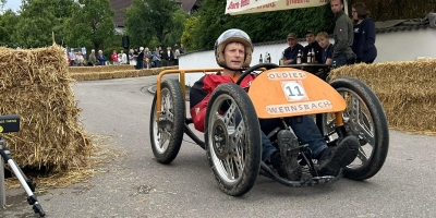 Geschafft, die Zieleinfahrt. Rund 350 Meter Strecke liegen hinter den Fahrern, ein durchaus gewagtes Unterfangen. (Foto: Florian Pöhlmann)
