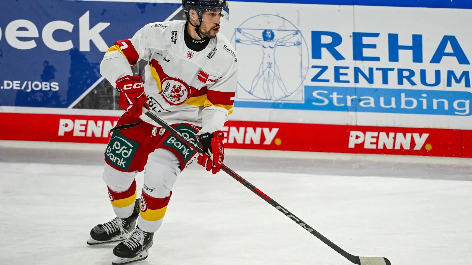 Sinan Akdag wird ein Nürnberger. (Foto: Armin Weigel/dpa)