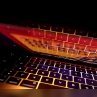 Gefälschte Fenster täuschen Echtheit vor: Beim Browser-im-Browser-Phishing werden Anmeldefenster innerhalb einer Webseite nachgebaut. (Foto: Karl-Josef Hildenbrand/dpa)