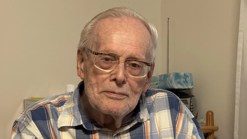Helmut Gütebier feierte in Dinkelsbühl seinen 100. Geburtstag. Der Jubilar ist seinem Leben viel herumgekommen. (Foto: Uwe Hahn)