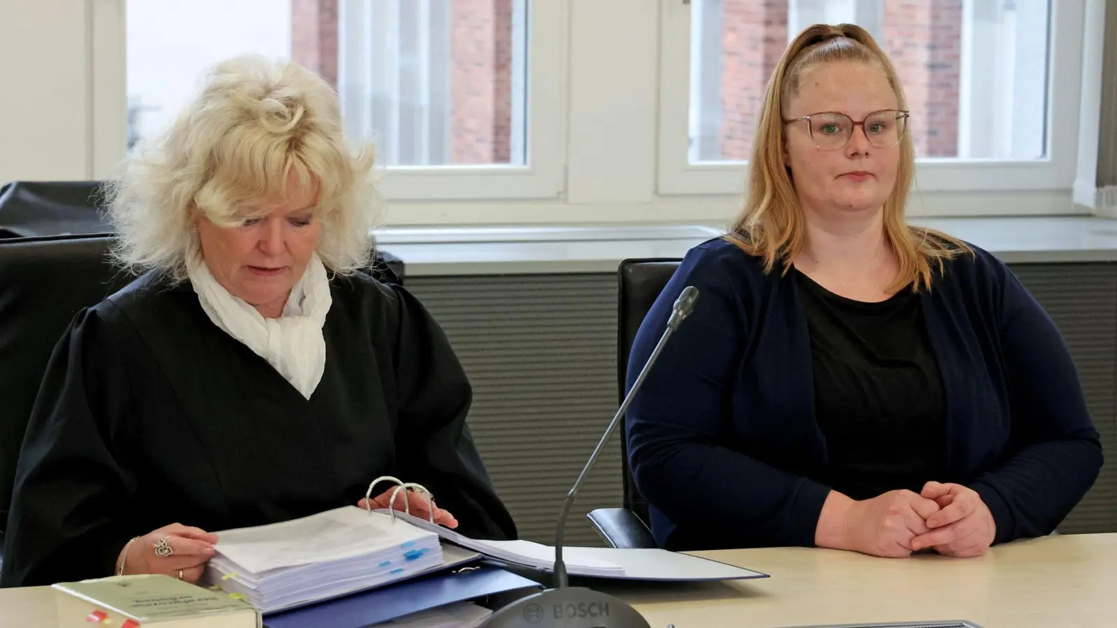 Am Landgericht Rostock wird der Prozess um den gewaltsamen Tod des achtjährigen Fabian aus Güstrow fortgesetzt. (Foto: Bernd Wüstneck/dpa)