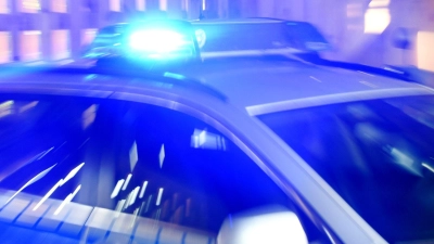 Die Polizisten nahmen den Mann mit auf die Wache. (Symbolbild) (Foto: Carsten Rehder/dpa)