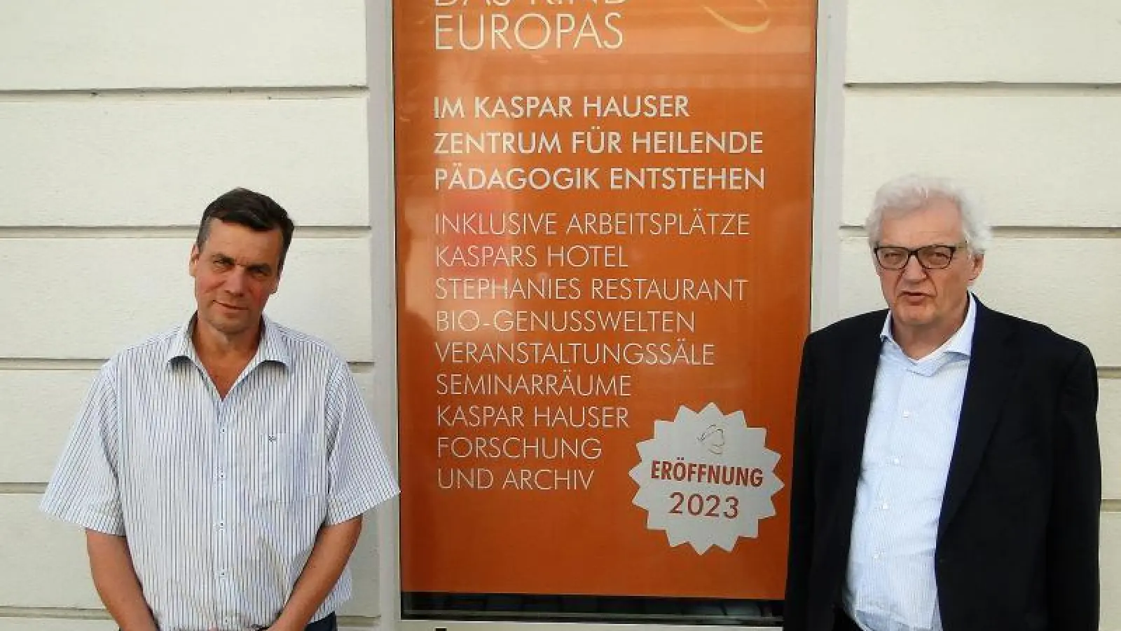 Haben viel vor: Eckart Böhmer, Intendant der Kaspar-Hauser-Festspiele, und Stephan Weber, Projektleiter des künftigen Kaspar-Hauser-Zentrums (rechts). (Foto: Winfried Vennemann)