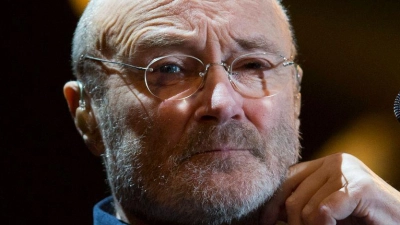 Phil Collins will „ein bisschen herumprobieren und sehen, ob da noch Musik in mir steckt“. (Archivbild) (Foto: Rebecca Blackwell/AP/dpa)