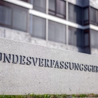 Das höchste deutsche Gericht hat eine Wohnungsdurchsuchung der bayerischen Behörden vor zwei Jahren in Nürnberg für verfassungswidrig erklärt (Archivbild).  (Foto: Uli Deck/dpa)