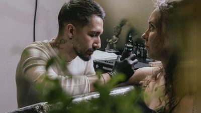 In der Zenngrundhalle dreht sich am 25. und 26. April alles um Tattookunst. (Foto: Mert Karhan)