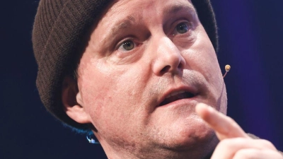 Hat eine klare Meinung: St.-Pauli-Präsident Oke Göttlich. (Archivbild) (Foto: Christian Charisius/dpa)