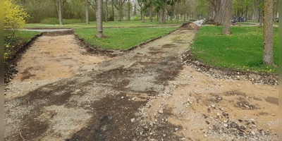 Die Wege im Kurpark werden aktuell saniert. (Foto: Katrin Merklein)