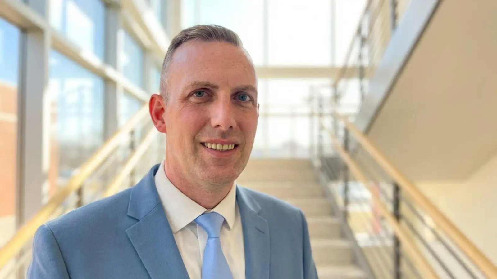 Der „Große Unbekannte”: Andreas Abs tritt für die AfD bei der Kommunalwahl als OB-Kandidat in Ansbach an. (Foto: Johannes Meier)