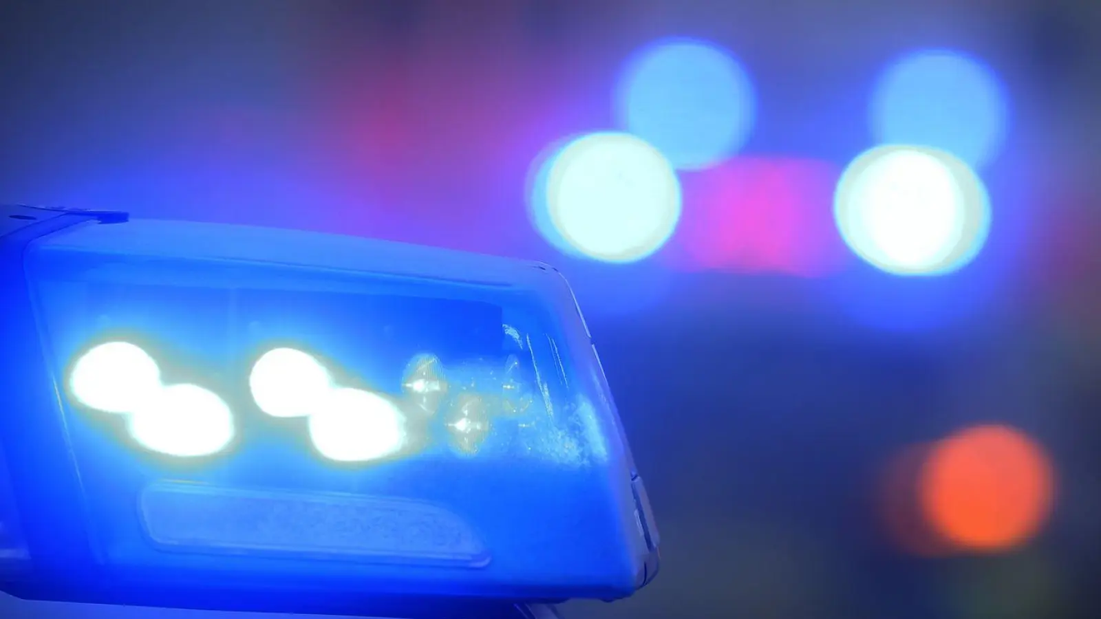 Die Polizei ermittelt. (Symbolbild) (Foto: Karl-Josef Hildenbrand/dpa)