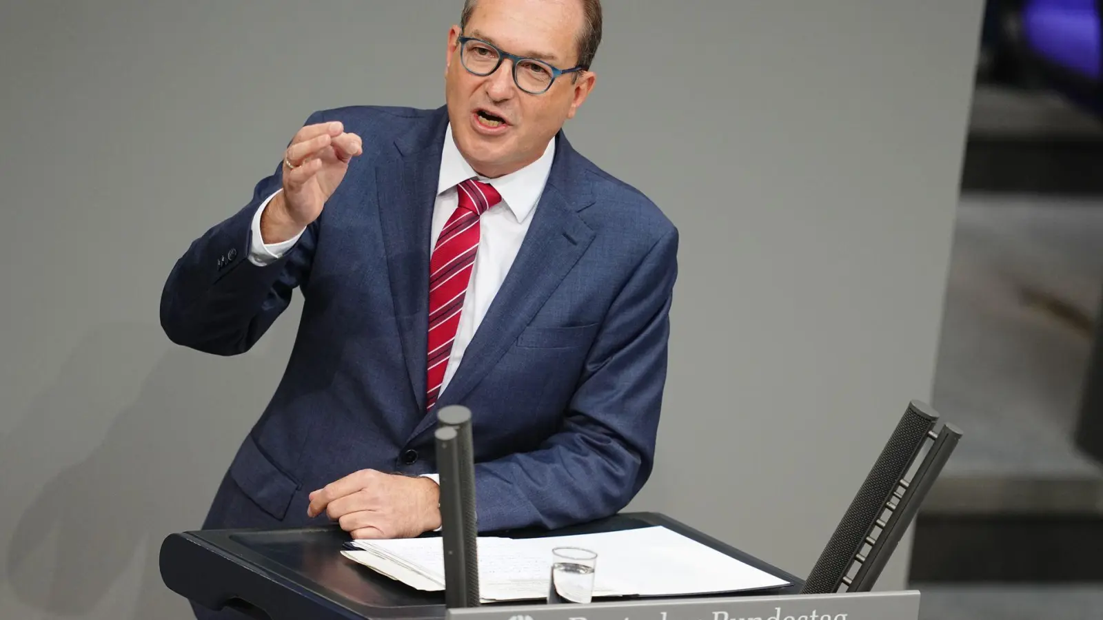 CSU-Landesgruppenchef Alexander Dobrindt warnt vor unnötigen Koalitionsdebatten (Archivbild).  (Foto: Kay Nietfeld/dpa)