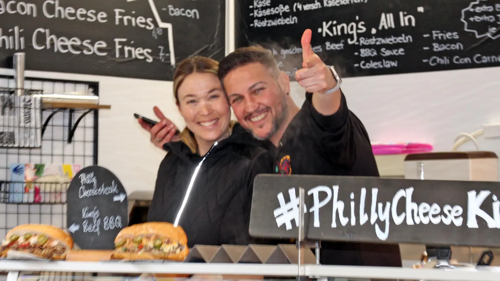 Stammgast bei Food&amp;Feines in Ansbach: Der „Philly Cheese King“ wird auch diesmal seine beliebten Burger anbieten und sicher wieder das ein oder andere Ständchen geben. (Foto: Susanne Pöhlmann)