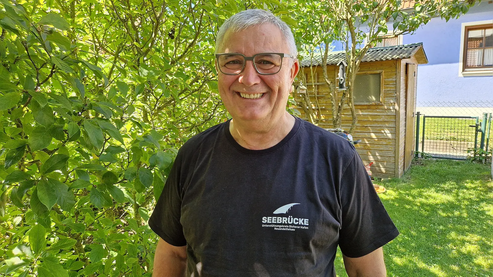 Manfred Riedel engagiert sich in Neuendettelsau für Geflüchtete. (Foto: Andrea Walke)