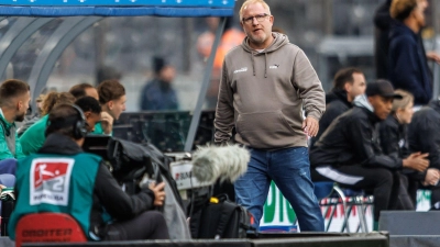 Trainer Heiko Vogel hofft auf einen Auswärtssieg.  (Archivbild) (Foto: Andreas Gora/dpa)