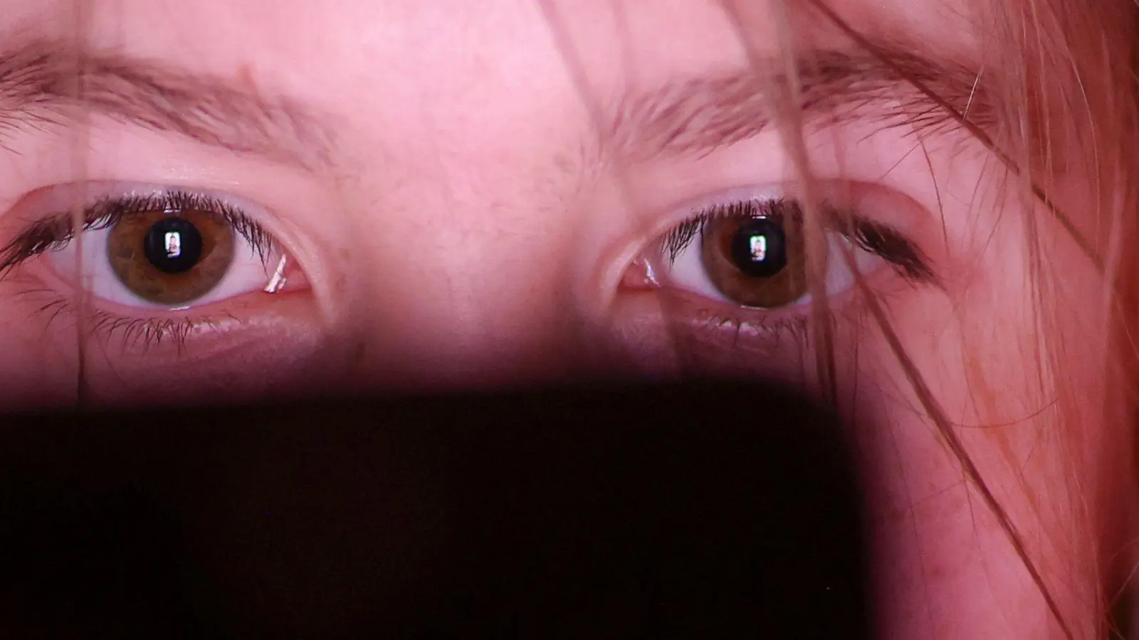 Die Vorstöße von SPD und CDU sehen vor, dass Kinder erst ab 14 Jahren auf Online-Plattformen wie Tiktok und Co. dürfen sollen. (Symbolbild) (Foto: Jan Woitas/dpa)