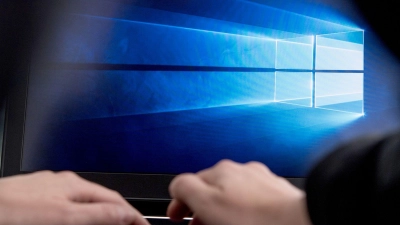 Microsoft hat noch ein Jahr nachgelegt: Teilnehmende des ESU-Programms sollen nun bis zum 12. Oktober 2027 wichtige Sicherheitsupdates für ihre Rechner erhalten. (Foto: Robert Günther/dpa-tmn)
