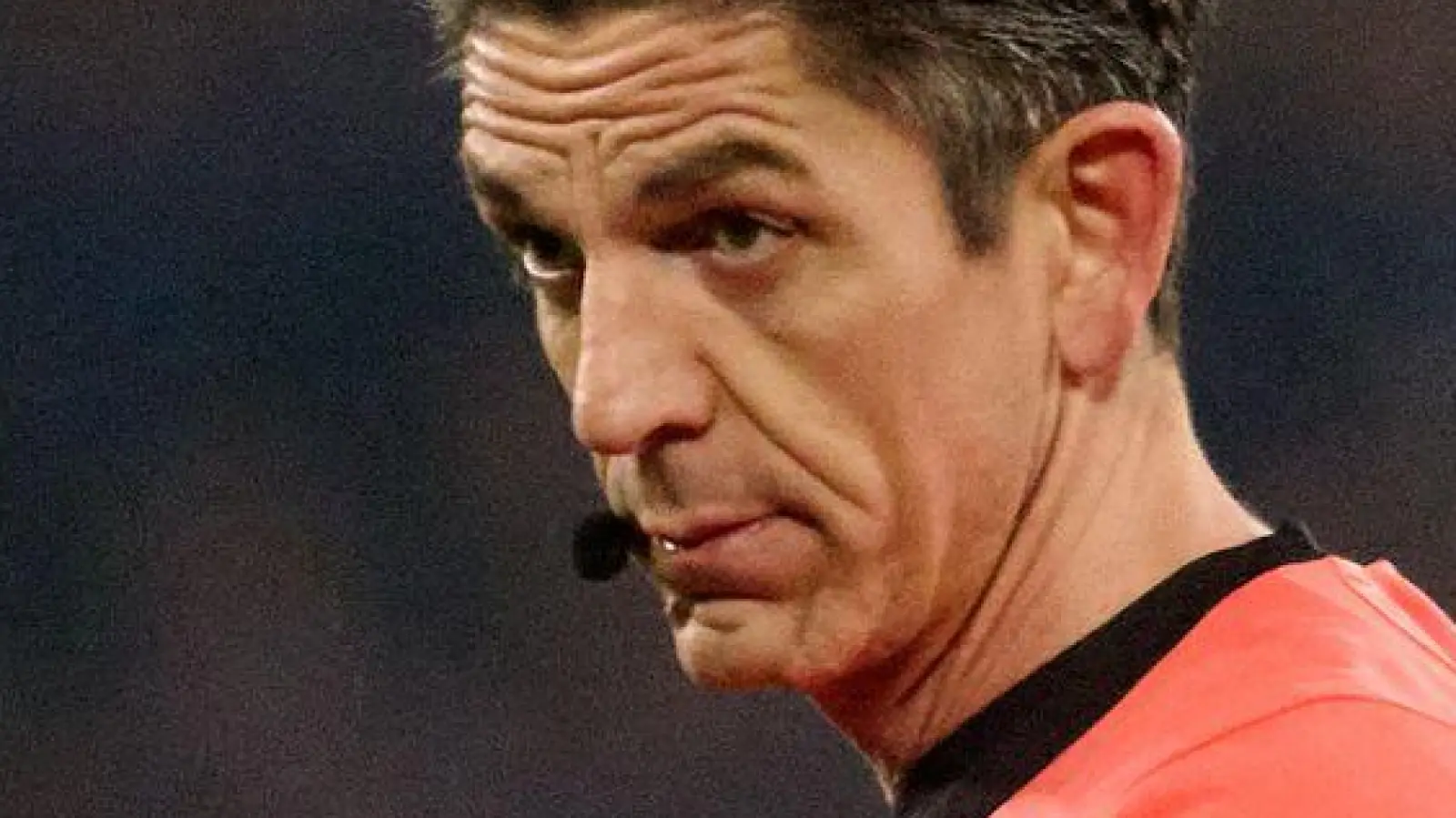 Nur noch eine Spielzeit: DFB-Referee Deniz Aytekin (Foto: Bernd Thissen/dpa)