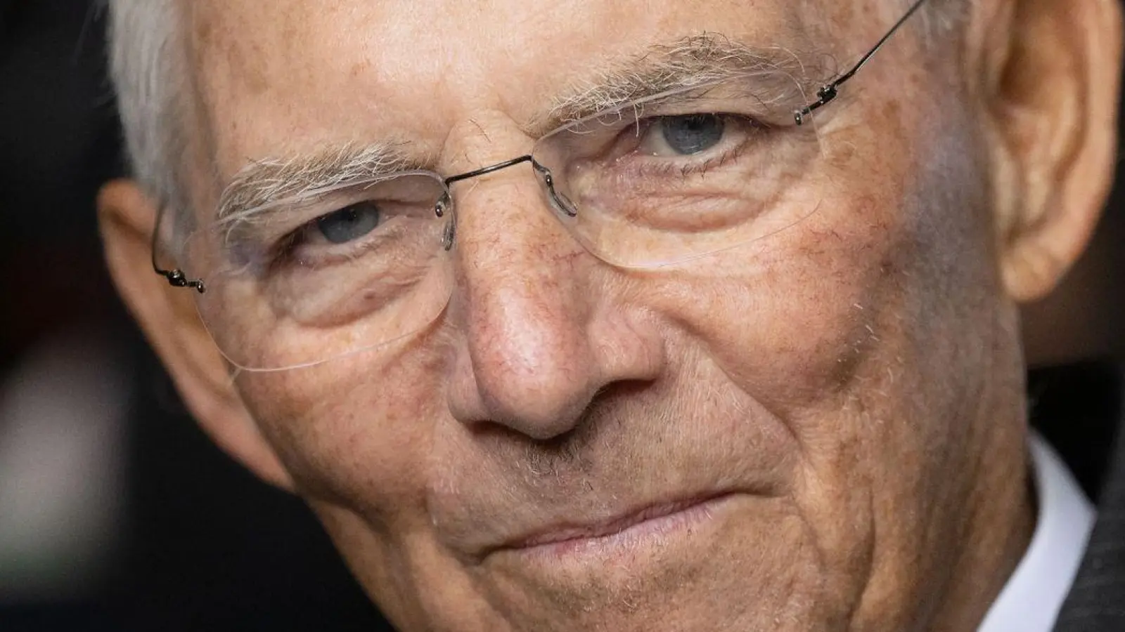 „Mich wollte er dazu bewegen, Merkel zu stürzen, um selbst Kanzler zu werden“: Wolfgang Schäuble über seinen Politik-Kollegen Edmund Stoiber. (Foto: Marijan Murat/dpa)