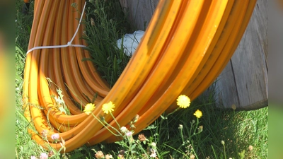 Am Angebot für Glasfaserkabel liegt es nicht, dass viele Haushalte in Heilsbronn noch aufs schnelle Internet warten müssen. Es fehlt an Kapazitäten der Baufirmen. (Foto: Eckard Dürr)