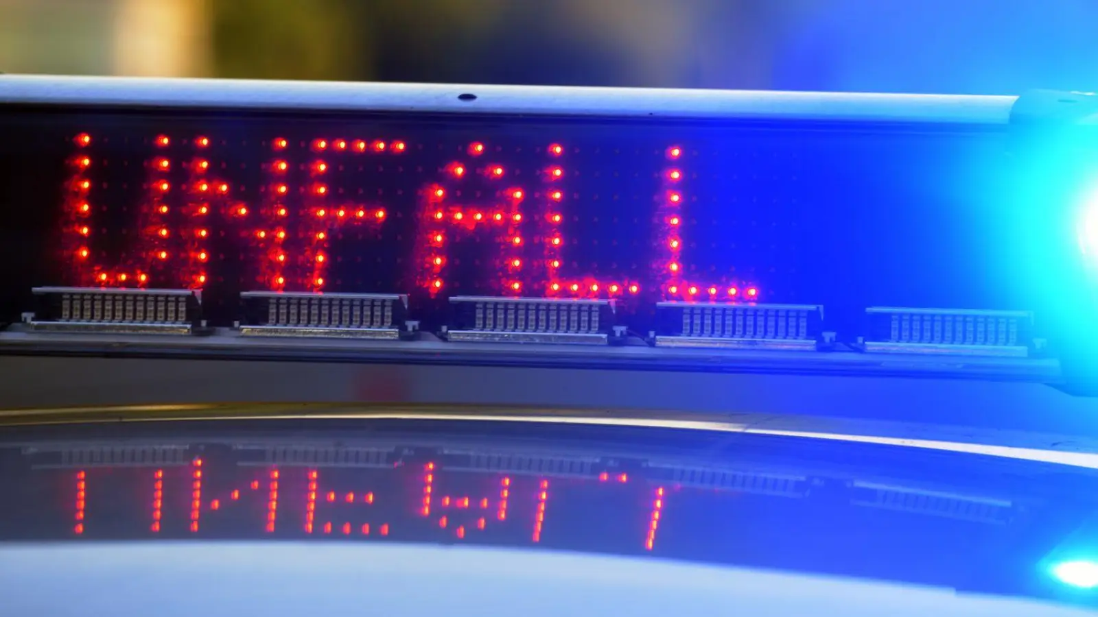 Die Polizei ermittelt, wie es zu dem schweren Unfall kam. (Symbolbild) (Foto: Stefan Puchner/dpa)