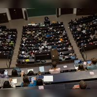 An Bayerns Hochschulen geht das Wintersemester los. (Archivbild) (Foto: Peter Kneffel/dpa)