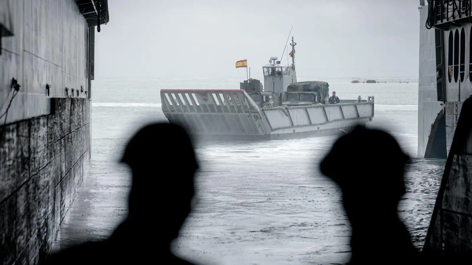 Bei „Steadfast Dart 26“ wird die Verlegung von Truppen und Material innerhalb Europas geübt.  (Foto: Kay Nietfeld/dpa)