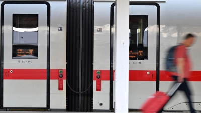 Die Bahn ändert ihr Bonusprogramm. (Symbolbild) (Foto: Peter Kneffel/dpa)