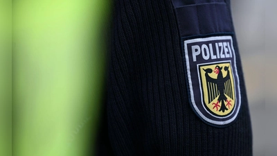 Ein International gesuchter Schleuser ist nach Deutschland überstellt worden. (Symbolbild) (Foto: Katharina Kausche/dpa)