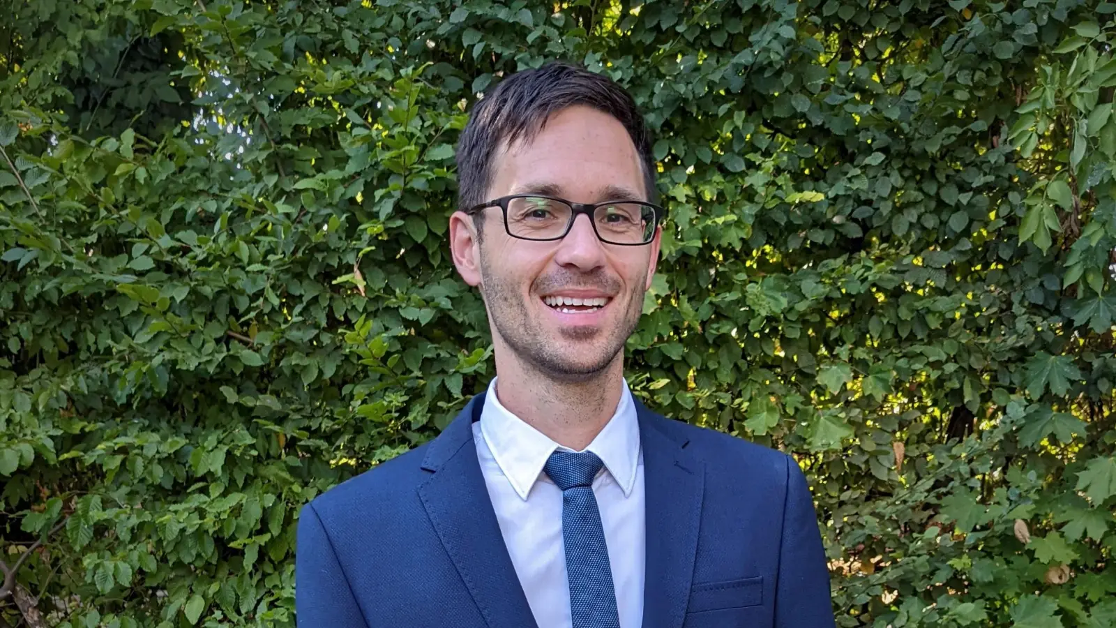 Manuel Döhler leitet die Geschicke der Gemeinde seit 2020 und will das auch in den nächsten sechs Jahren weiterführen. (Foto: Gemeinde Neusitz)