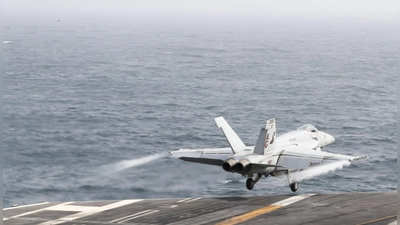 Die USA und der Iran liefern sich erneut gegenseitige Angriffe. (Archivbild) (Foto: MCSN Dan Snow/Navy Office of Information/dpa)
