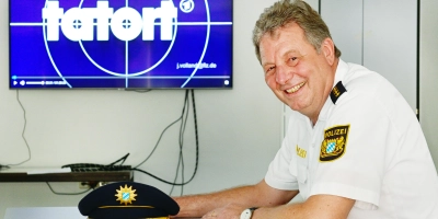 Josef Mehringer, Chef der Ansbacher Polizei, ist selbst ein richtiger Tatort-Fan. Mit der FLZ hat er über „Hochamt für Toni“ gesprochen und erklärt, wie viel die Krimiserie mit dem echten Polizei-Alltag zu tun hat. (Foto: Jim Albright)