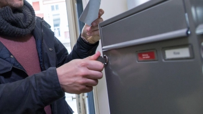 Ist die Post wirklich seriös? Bei Inkassoschreiben sollten Verbraucherinnen und Verbraucher grundsätzlich vorsichtig sein. (Foto: Christin Klose/dpa-tmn)