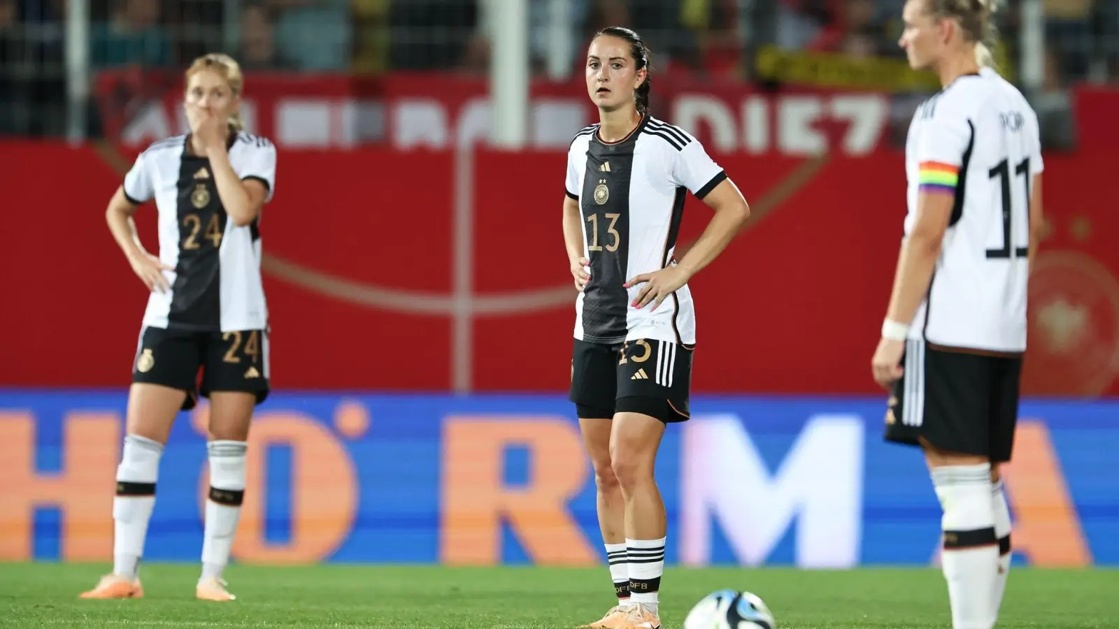 Die DFB-Frauen kassierten gegen Sambia eine herbe Niederlage. (Foto: Daniel Karmann/dpa)