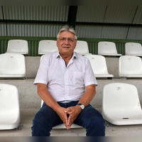 Walter Schürmann ist gewissermaßen das Gesicht des 1. FV Uffenheim. Im Herbst plant er, den Vorsitzendenposten nach 30 Jahren in jüngere Hände abzugeben. (Foto: Johannes Zimmermann)