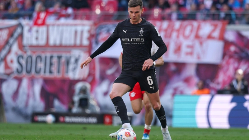 Yannik Engelhardt wechselt zum SC Freiburg. (Archivbild)  (Foto: Jan Woitas/dpa)