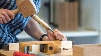 Die hohe Inflation hat die Umsätze im deutschen Handwerk 2022 kräftig steigen lassen. (Foto: Sebastian Gollnow/dpa)