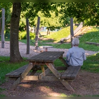 Für Großeltern, die keinen Kontakt mehr zu den Enkeln haben, mit denen sie früher etwa zusammen auf dem Spielplatz waren, ist diese Situation oft sehr belastend.  (Foto: Mirko Fryska)