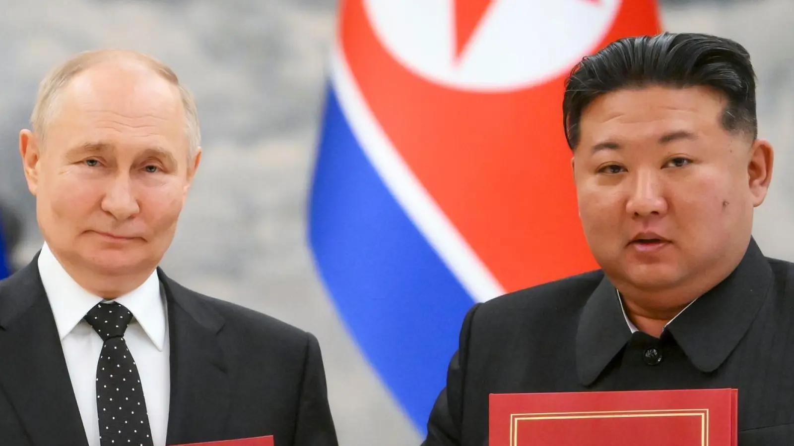 Nordkoreas Machthaber Kim Jong Un ist im vergangenen Jahr eine für das Land beispiellose Militärkooperation mit Russland eingegangen. (Archivfoto) (Foto: Kristina Kormilitsyna/Pool Sputnik Kremlin/AP/dpa)