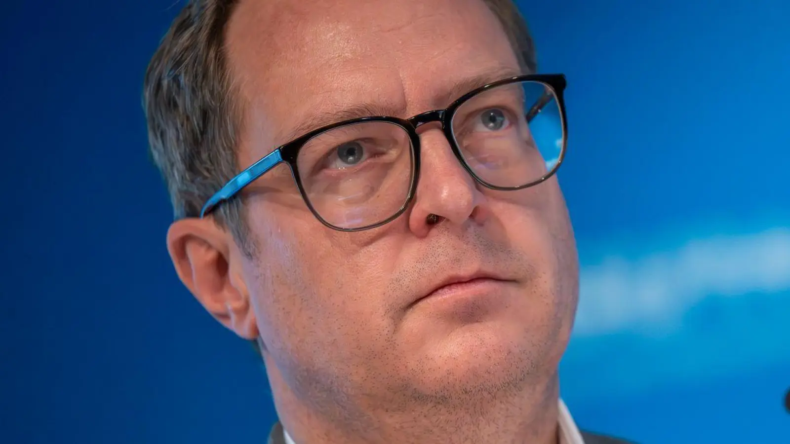 CSU-Generalsekretär Martin Huber sagt: „Die Linke zeigt ihr antisemitisches Gesicht und es wird immer fratzenhafter.“ (Archivbild) (Foto: Peter Kneffel/dpa)