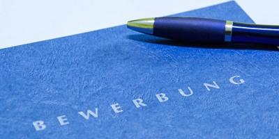 Sorgfältig strukturierte Unterlagen erhöhen die Chancen im Bewerbungsprozess. (Foto: Pixabay)