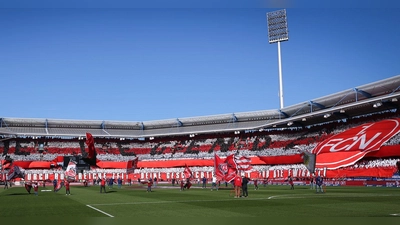 Die Stadt Nürnberg und der FCN wollen ein moderneres Stadion. (Foto: Daniel Karmann/dpa)