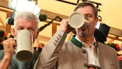 Start ins Oktoberfest. (Foto: Peter Kneffel/dpa)