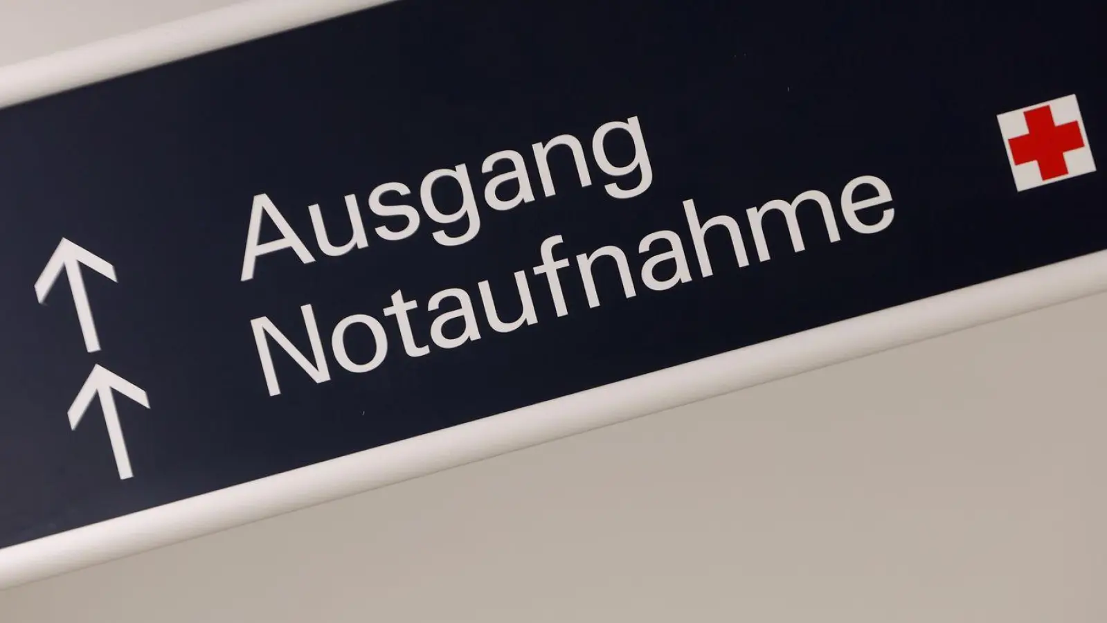 Wegen der Sparpläne im Bereich der gesetzlichen Krankenkassen sind mehrere Demonstrationen in Bayern geplant. (Symbolbild) (Foto: Karl-Josef Hildenbrand/dpa)