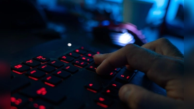 Eine Sicherheitslücke in der Webskriptsprache PHP gefährdet derzeit viele Webseiten. (Symbolbild) (Foto: Nicolas Armer/dpa)