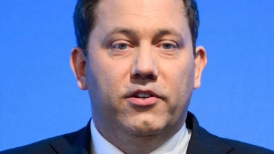 Der SPD-Chef präsentiert seinen Reformplan.  (Foto: Bernd von Jutrczenka/dpa)