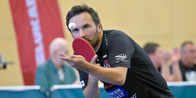 Der Windsbacher Bojan Tokic bog im Einzel einen 0:2-Satzrückstand noch um. (Foto: Martin Rügner)