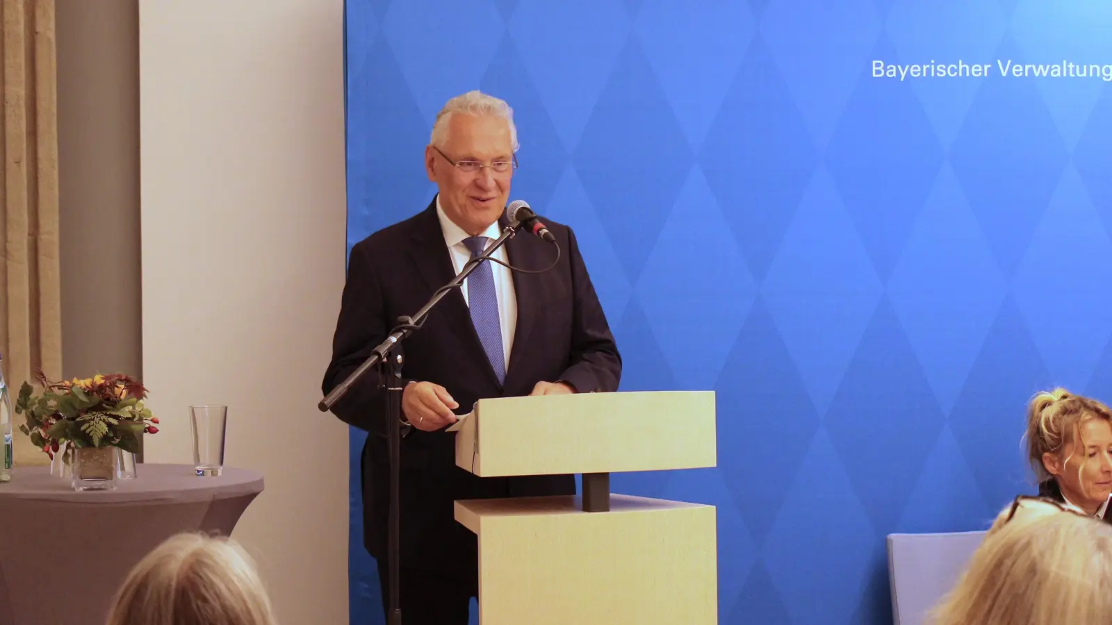 Bayerns Innenminister Joachim Herrmann gratulierte dem Bayerischen Verwaltungsgerichtshof in Ansbach zum 30-jährigen Bestehen. (Foto: Constantin Prosch)